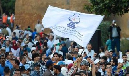 اضغط على الصورة لرؤيتها بالحجم الطبيعي