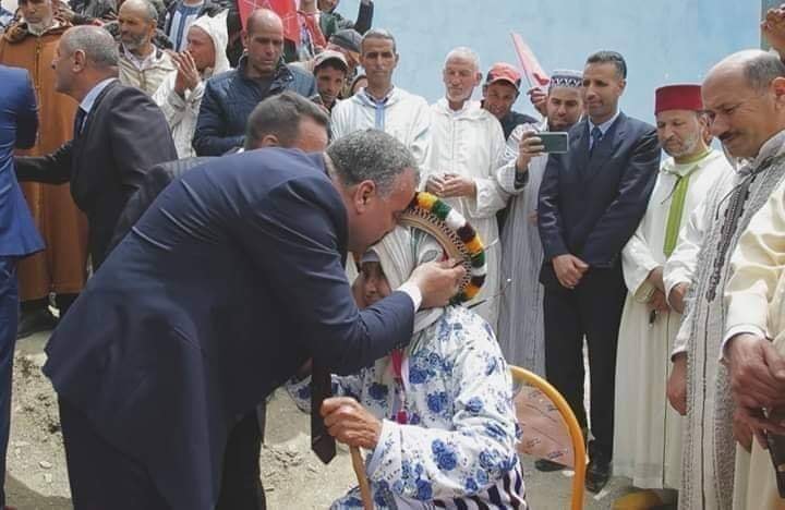 اضغط على الصورة لرؤيتها بالحجم الطبيعي